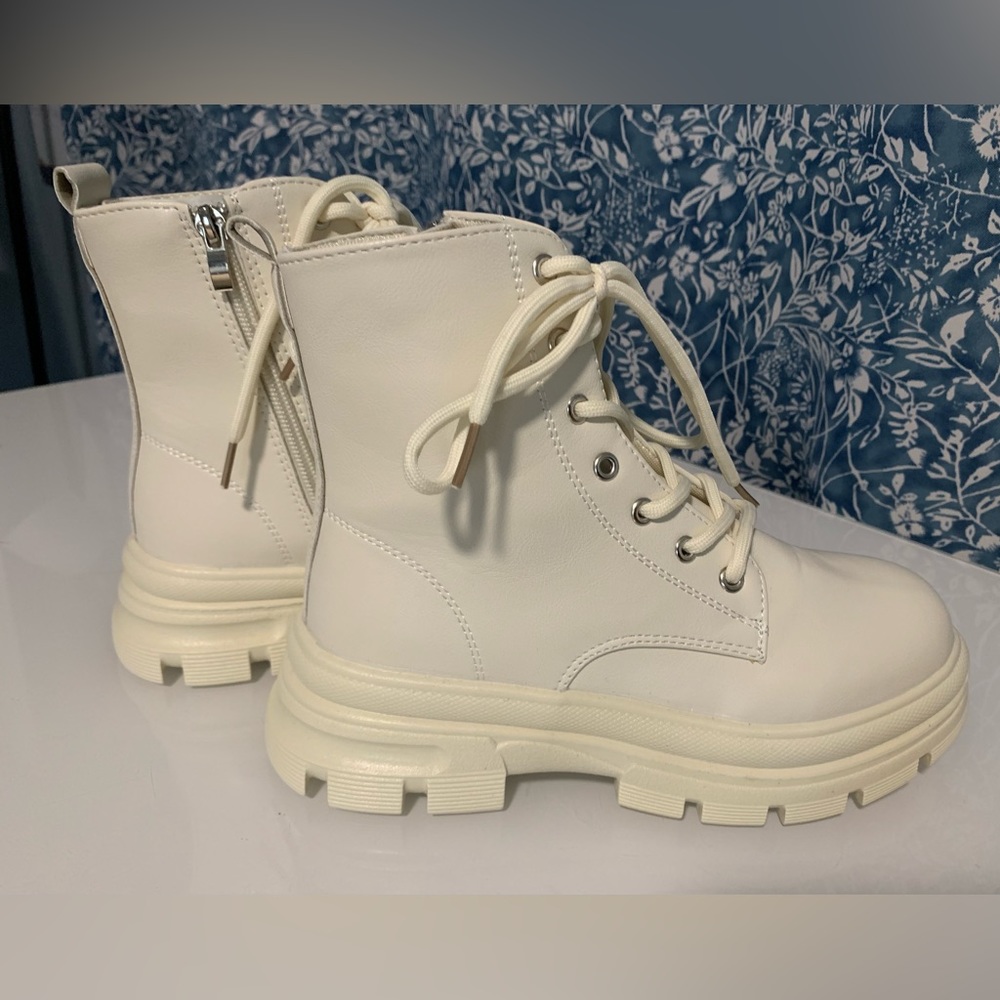🟥SOLD🟥 Combat Platform Zip Lace Up Boots